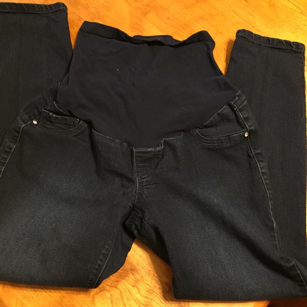 🎉HP🎉maternity jeans, dark denim slim cut size PM - Picture 2 of 4